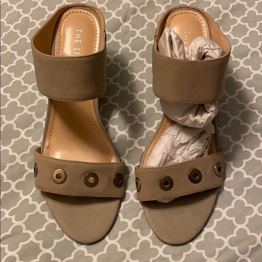 Wedge sandals